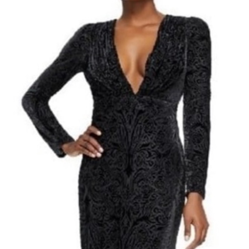 Tadashi Shoji Black Long Sleeve Gown
